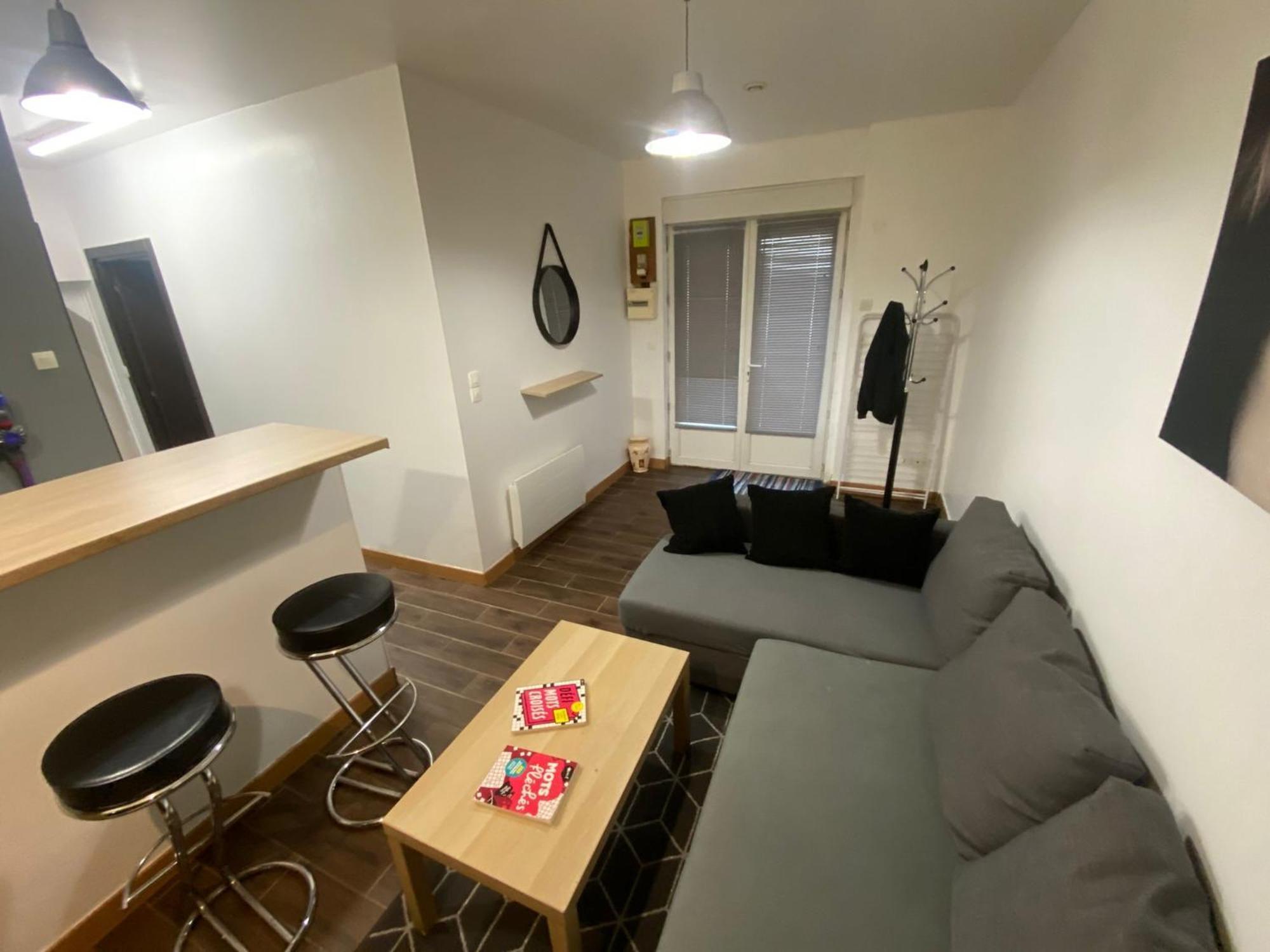 Agreable Appartement In Montmartre Paris Bagian luar foto